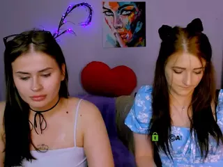 laura-queen's Live Sex Cam Show