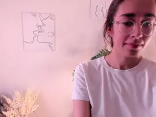 OdetteBooby's Live Sex Cam Show