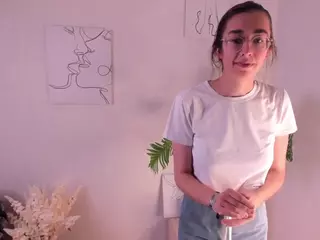 OdetteBooby's Live Sex Cam Show