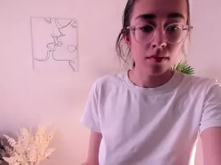 OdetteBooby's Live Sex Cam Show