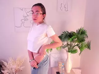 OdetteBooby's Live Sex Cam Show