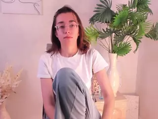 OdetteBooby's Live Sex Cam Show