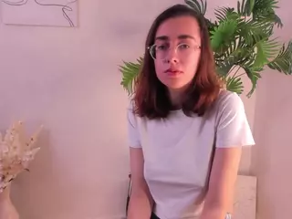 OdetteBooby's Live Sex Cam Show