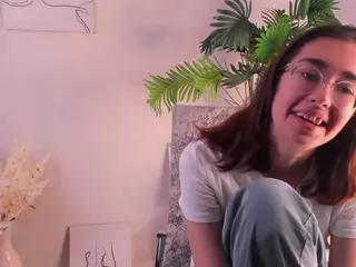 OdetteBooby's Live Sex Cam Show