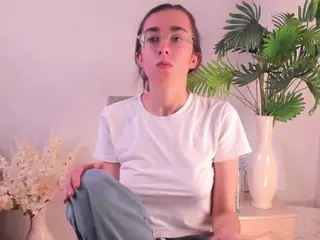 OdetteBooby's Live Sex Cam Show