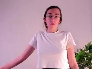OdetteBooby's Live Sex Cam Show