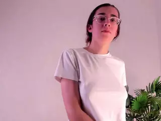 OdetteBooby's Live Sex Cam Show