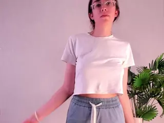 OdetteBooby's Live Sex Cam Show