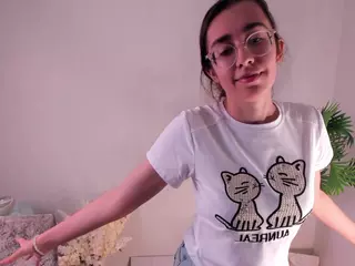 OdetteBooby's Live Sex Cam Show