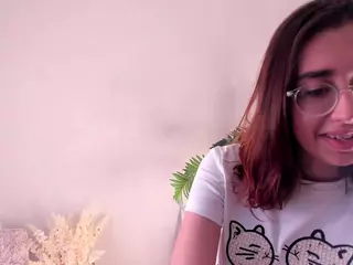 OdetteBooby's Live Sex Cam Show