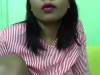 pertina's Live Sex Cam Show