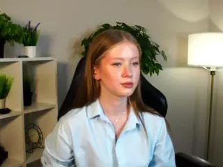 AinsleyBurnard's Live Sex Cam Show