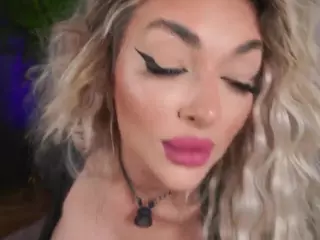 barbara-monn's Live Sex Cam Show