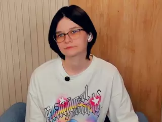 DieraConnett's Live Sex Cam Show