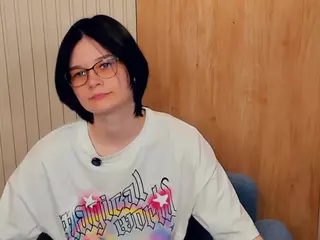 DieraConnett's Live Sex Cam Show