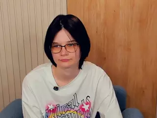 DieraConnett's Live Sex Cam Show