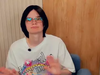 DieraConnett's Live Sex Cam Show