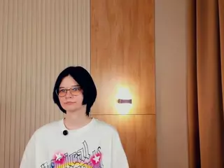 DieraConnett's Live Sex Cam Show
