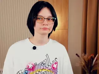 DieraConnett's Live Sex Cam Show