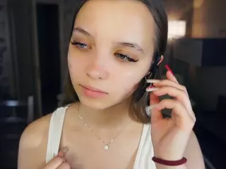 Wanda's Live Sex Cam Show
