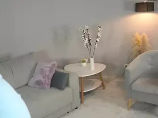 ElvinaCroswell's Live Sex Cam Show
