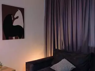 ElvinaCroswell's Live Sex Cam Show