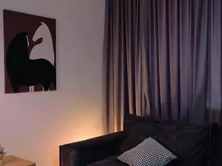 ElvinaCroswell's Live Sex Cam Show