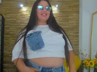 ErikaNoir's Live Sex Cam Show