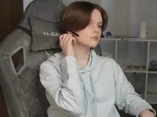 HenriettaBoggus's Live Sex Cam Show