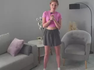 PrimroseEast's Live Sex Cam Show