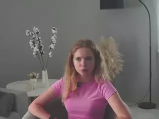 PrimroseEast's Live Sex Cam Show