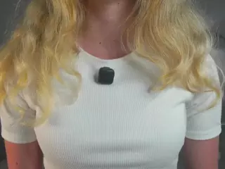 PrimroseEast's Live Sex Cam Show