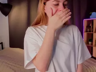 Alice's Live Sex Cam Show