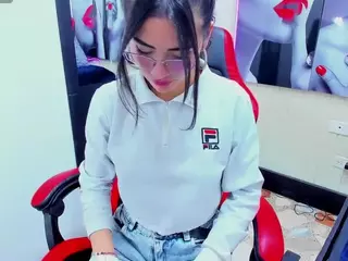 catalina-smith16's Live Sex Cam Show