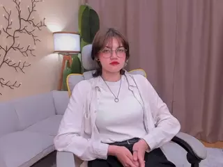 ElswythBramson's Live Sex Cam Show