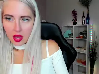 NastasyaCute's Live Sex Cam Show