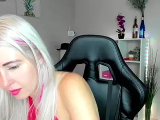 NastasyaCute's Live Sex Cam Show