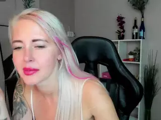 NastasyaCute's Live Sex Cam Show