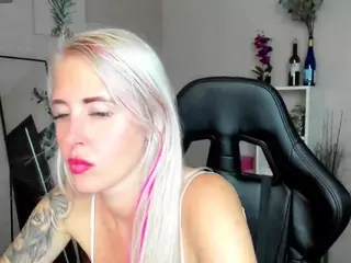 NastasyaCute's Live Sex Cam Show