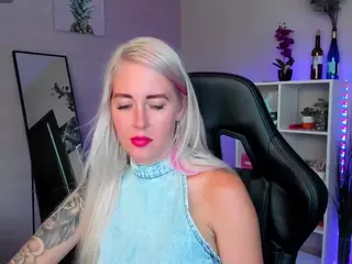 NastasyaCute's Live Sex Cam Show