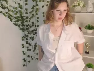 OdelynBoor's Live Sex Cam Show
