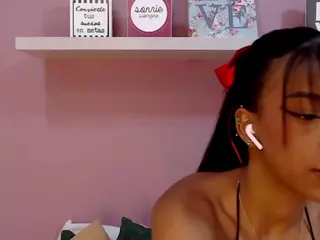 StormiBlaze's Live Sex Cam Show