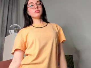 TaiteFarlow's Live Sex Cam Show