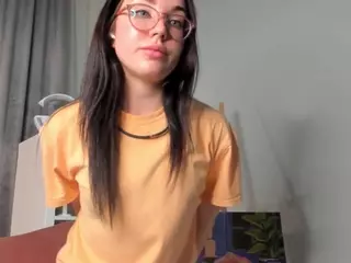 TaiteFarlow's Live Sex Cam Show