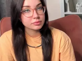 TaiteFarlow's Live Sex Cam Show