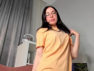 TaiteFarlow's Live Sex Cam Show