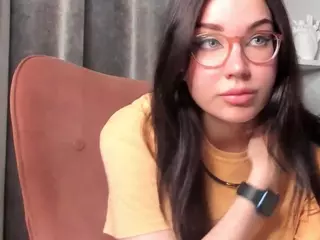 TaiteFarlow's Live Sex Cam Show