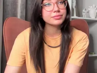 TaiteFarlow's Live Sex Cam Show
