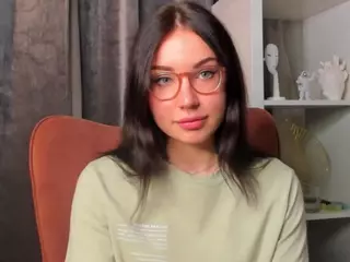 TaiteFarlow's Live Sex Cam Show