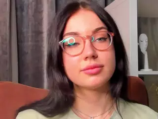 TaiteFarlow's Live Sex Cam Show